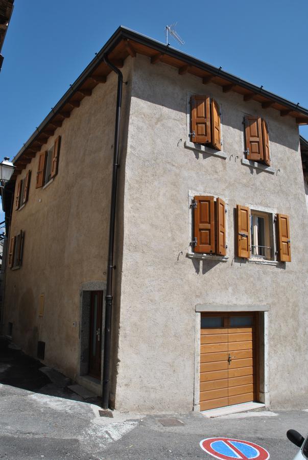Villa Casa Del Borgo Maria Luisa By Gardadomusmea à Tremosine Extérieur photo